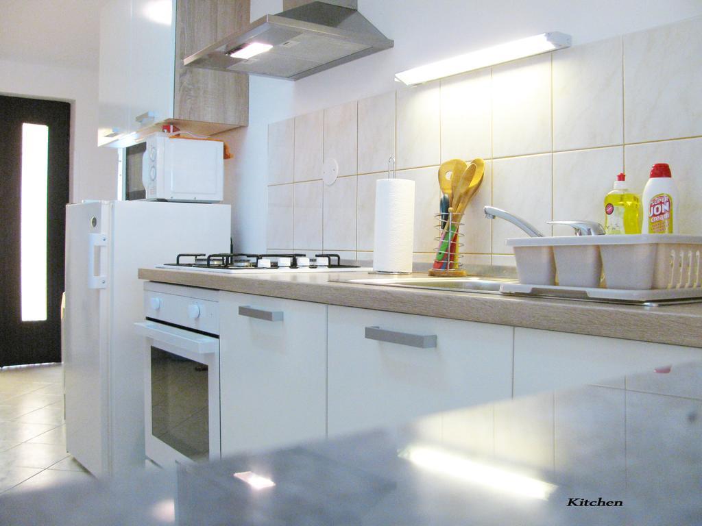 Apartment Perkov Tribunj  Bilik gambar
