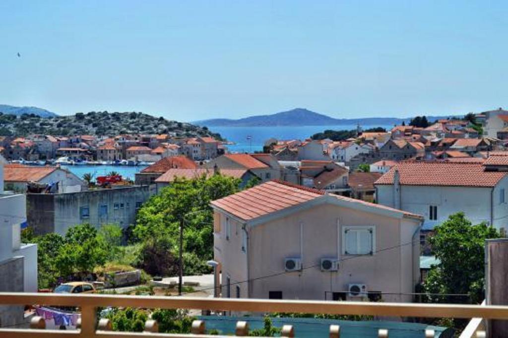 Apartment Perkov Tribunj  Bilik gambar